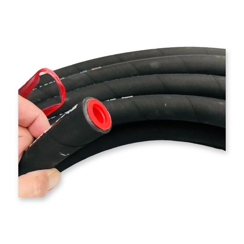 Tubo flessibile idraulico ad alta pressione EN 853 2TE con elevata resistenza alla trazione, flessibilità e compatibilità con vari fluidi idraulici