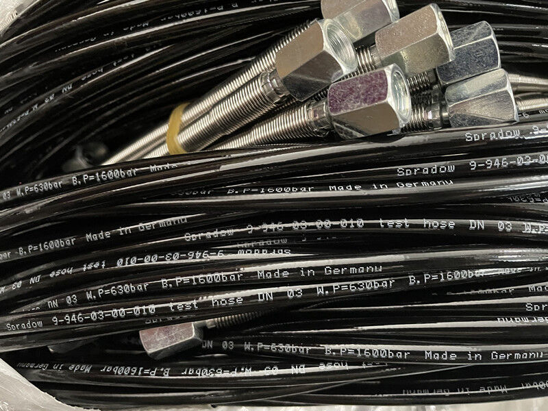 DN2 3.2 mm Diametro Interno 630Bar Tubo di Prova a Pressione Ultra Elevata 2000Bar Pressione di Rottura Tubo di Carica Aria Lunghezza Estesa 0.5m