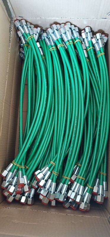 DN2 3.2 mm Diametro Interno 630Bar Tubo di Prova a Pressione Ultra Elevata 2000Bar Pressione di Rottura Tubo di Carica Aria Lunghezza Estesa 0.5m